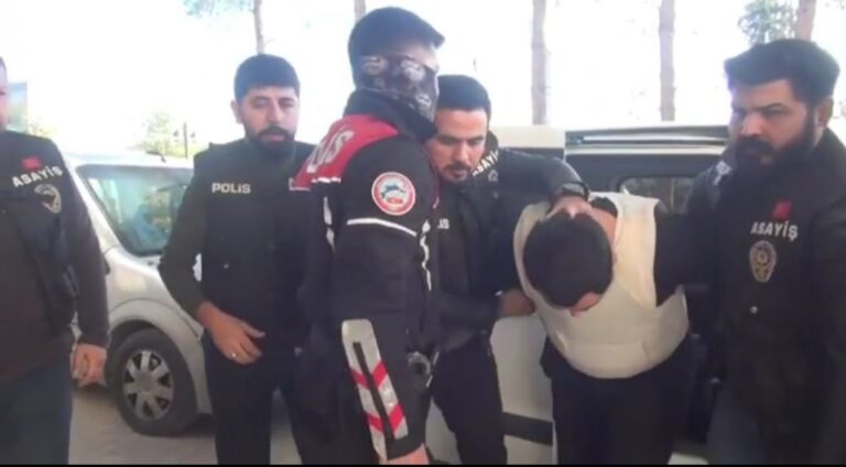 Şanlıurfa’da ablasını sokakta öldüren kardeş katili tutuklandı