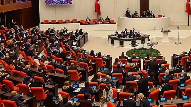 Milyonlarca emekliyi ilgilendiren yasa teklifi TBMM’ye sunuldu