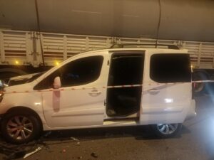 Şanlıurfa’da 4 aracın karıştığı zincirleme kaza!