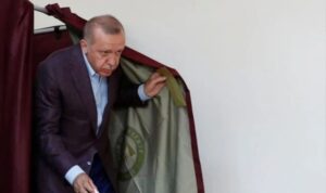 Son ankette oylar eridi