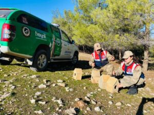 Urfa’da jandarmadan kuşlara özel yuva