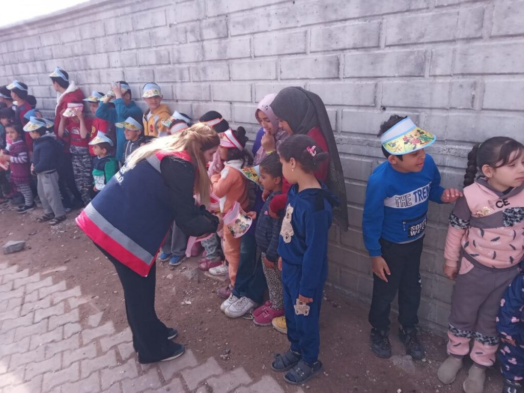 Büyükşehir, Adıyamanlı ailelerin yaralarını sarıyor