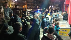 Şanlıurfa’da su kuyruğu! Zam ve su stoku iddiası…