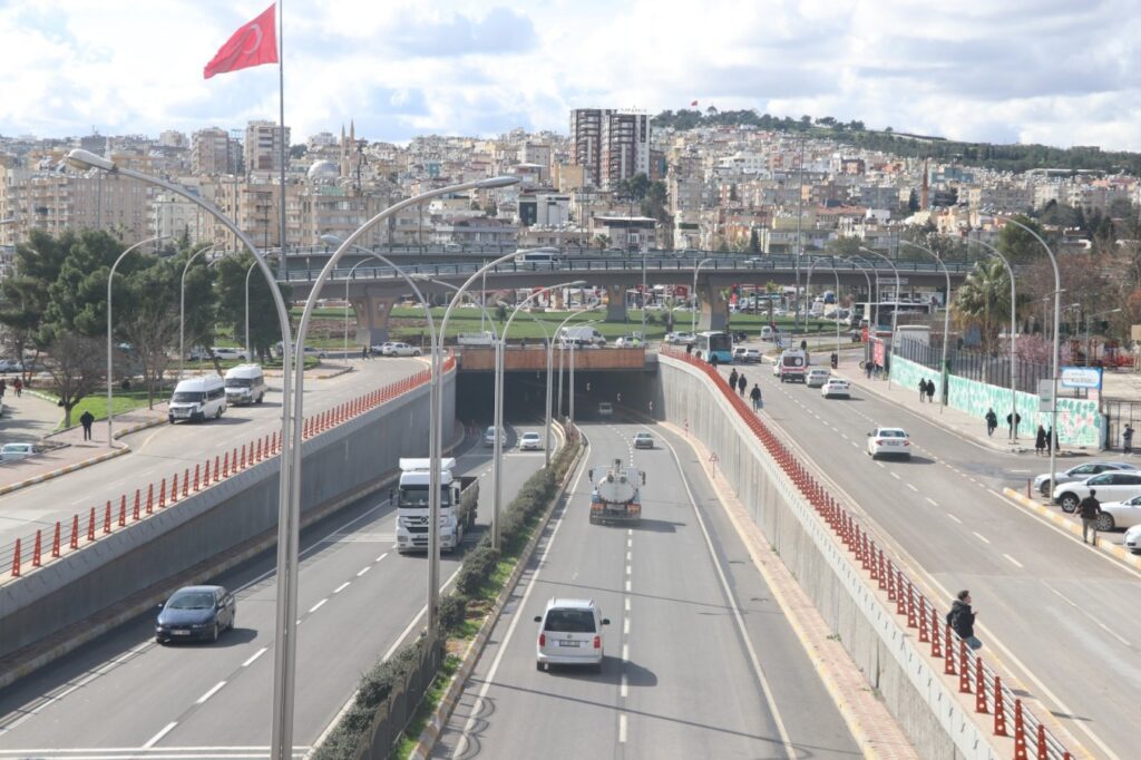 Şanlıurfa’da Abide Köprülü Kavşağı altgeçidi yarın trafiğe kapatılacak