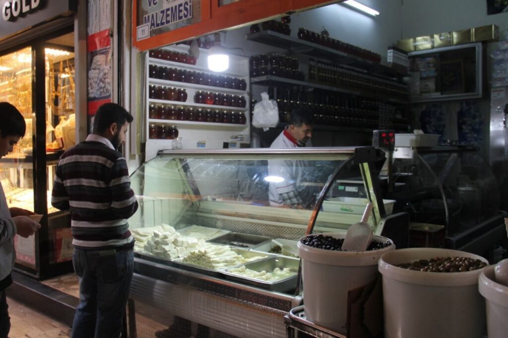 Şanlıurfa’da deprem ve sel felaketinin gölgesinde Ramazan ayı buruk karşılandı