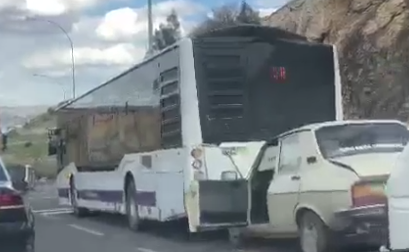 Şanlıurfa’da korkutan kaza!