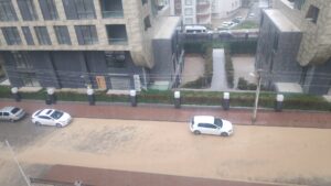 Şanlıurfa’da gök gürültülü sağanak yağış etkili oluyor