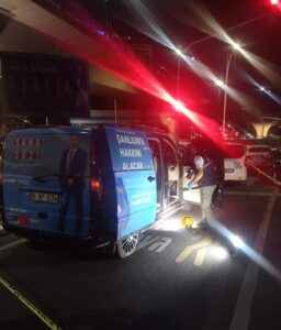 CHP Şanlıurfa milletvekili adayının seçim aracına saldırı iddiası