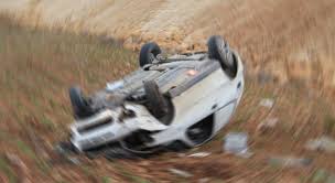 Bozova’da otomobil şarampole devrildi! 6 yaralı