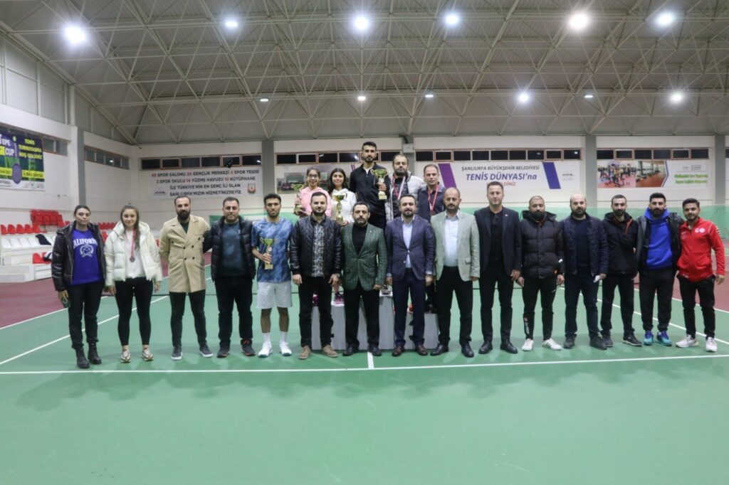 Şanlıurfa’da Kurtuluş tenis turnuvası sona erdi