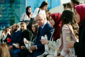 Cumhurbaşkanı Erdoğan genç seçmene destek çağrısında bulundu