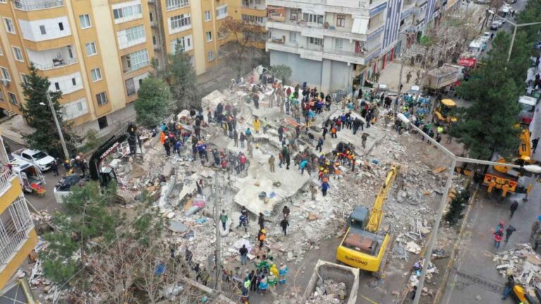 Geri dönüş yapmak isteyen depremzedelere ilişkin ulaşım yardımının detayları belli oldu
