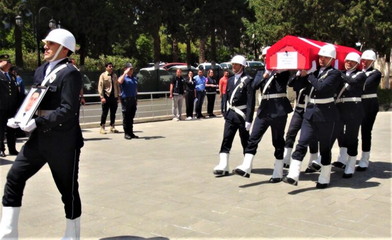 Şanlıurfa’da Hayatını kaybeden polis memuru memleketine uğurlandı