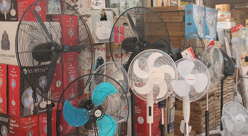 Şanlıurfa’da Klimalardaki pahalılık vatandaşları vantilatöre yöneltiyor