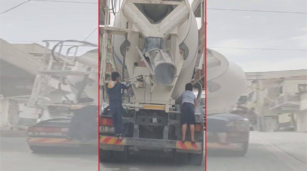Şanlıurfa’da çocukların beton mikseri ardında tehlikeli yolculuğu