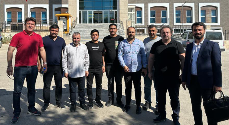Şanlıurfalı Gazeteci Mehmet Yetim yurtdışı yasağı şartıyla serbest bırakıldı