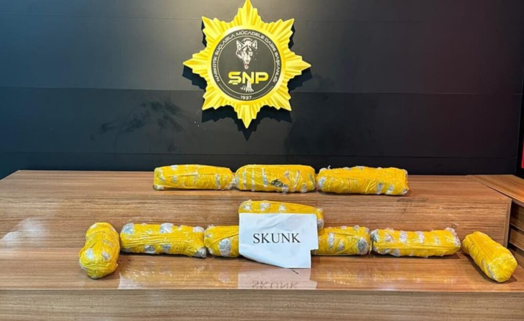 Şanlıurfa’da durdurulan araçtan uyuşturucu çıktı