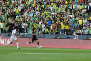 Şanlıurfaspor Bucaspor karşısında galip gelerek şampiyon oldu