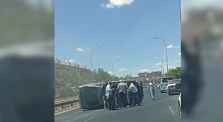 Şanlıurfa’da meydana gelen kazada 2 kişi yaralandı