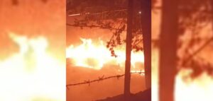 Şanlıurfa’da odunluk alev alev yandı!