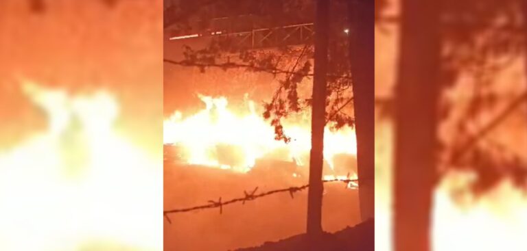 Şanlıurfa’da odunluk alev alev yandı!