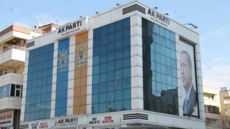 AK Parti’de değişim! İlçe yönetimleri gidecek…