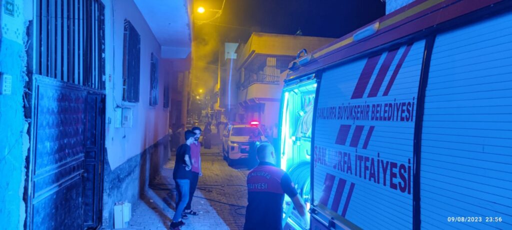 Şanlıurfa’da kendi evini Madde bağımlısının yaktığı iddia edildi