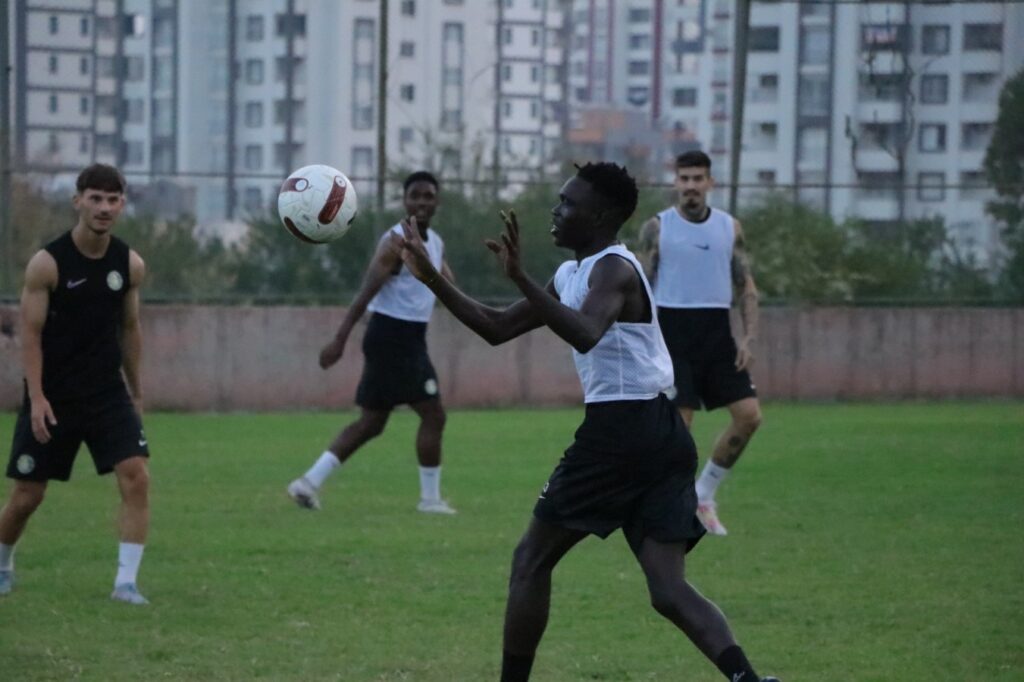 Şanlıurfaspor, Adana’da çalıştı
