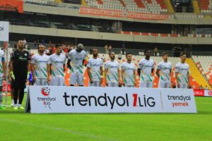 Şanlıurfaspor maçında ilk gol rakipten geldi