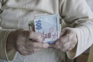 Başvuran EYT’liler avans alabilecek!