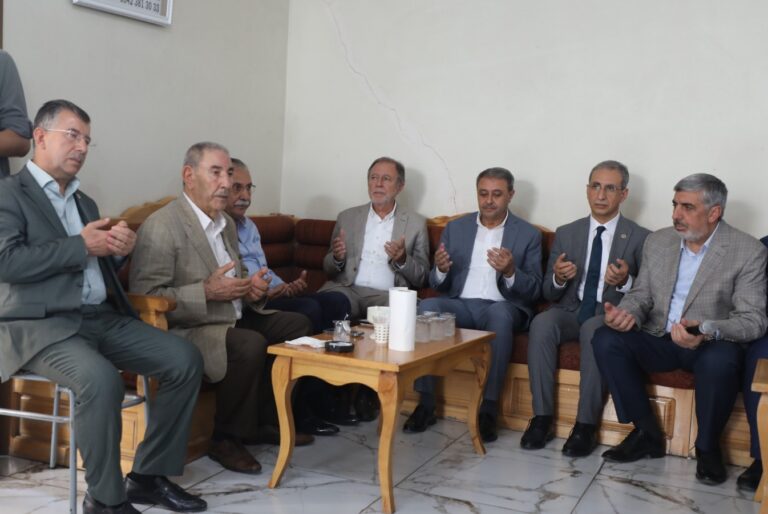 Cevheri ailesi Şanlıurfa’da taziyeleri kabul ediyor