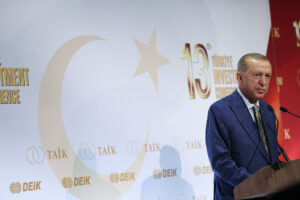 Kamuda mülakat kalkıyor mu? Cumhurbaşkanı’ndan önemli açıklama…