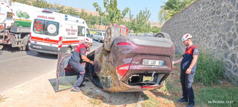 Şanlıurfa’da otomobil takla attı! 2 yaralı