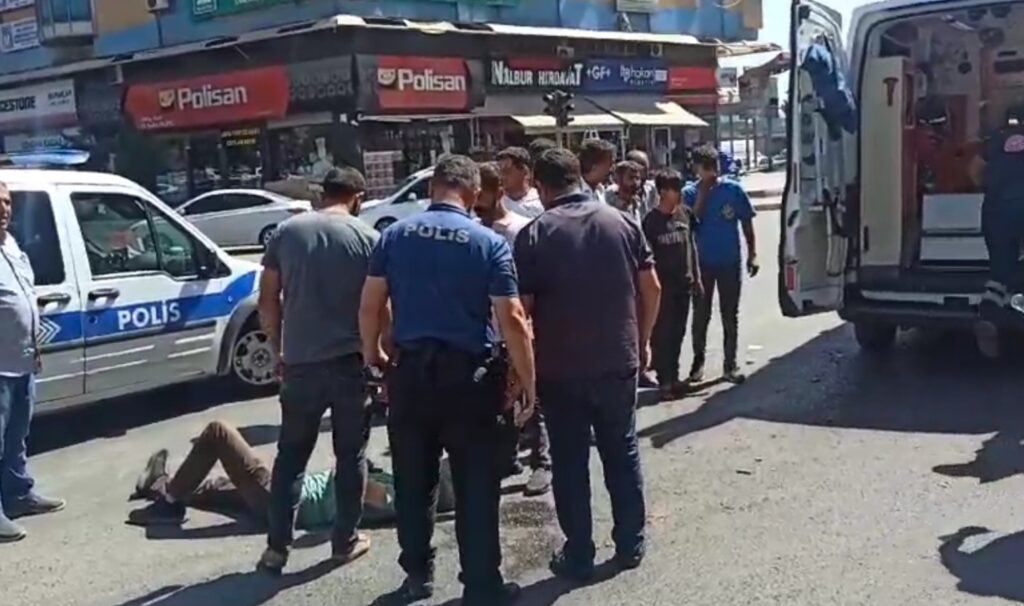Şanlıurfa’da otomobil ile motosiklet çarpıştı!