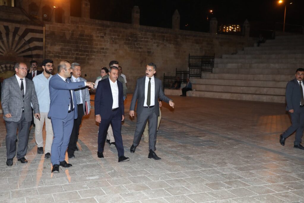 Şanlıurfa Valisi Şıldak tarihi Balıklıgöl Platosunu inceledi