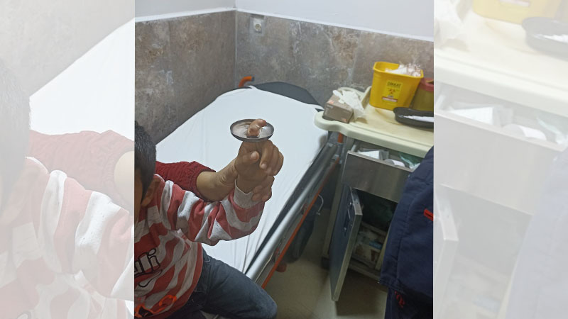 Şanlıurfa’da saca parmağını sıkıştıran çocuk itfaiye ekipleri tarafından kurtarıldı