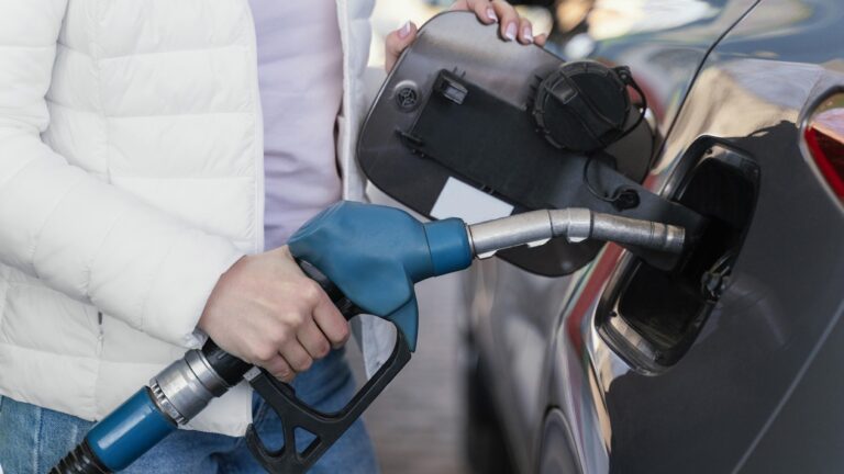 Benzine zam geliyor