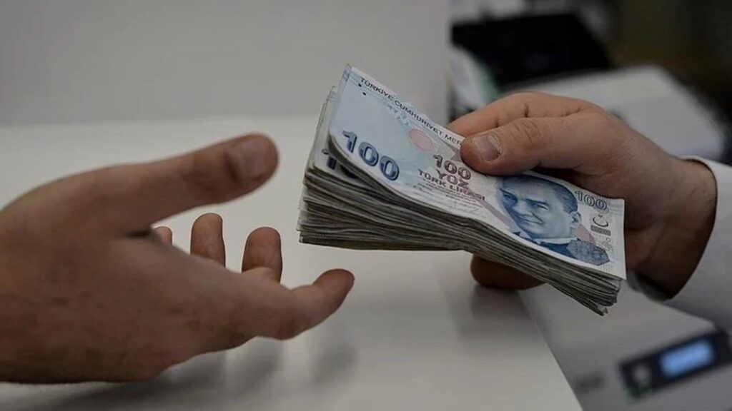 Çalışmayan emeklilere 5 bin lira ikramiye, çalışan emeklileri kızdırdı
