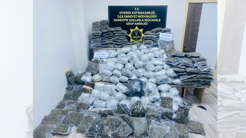 Şanlıurfa’da 171 kilogram skunk ele geçirildi