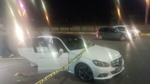 Şanlıurfalı sürücü araçta silahıyla oynarken kendini vurdu