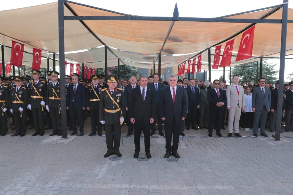 Şanlıurfa’da Cumhuriyet Bayramı’nın 100. yılı coşkuyla kutlandı