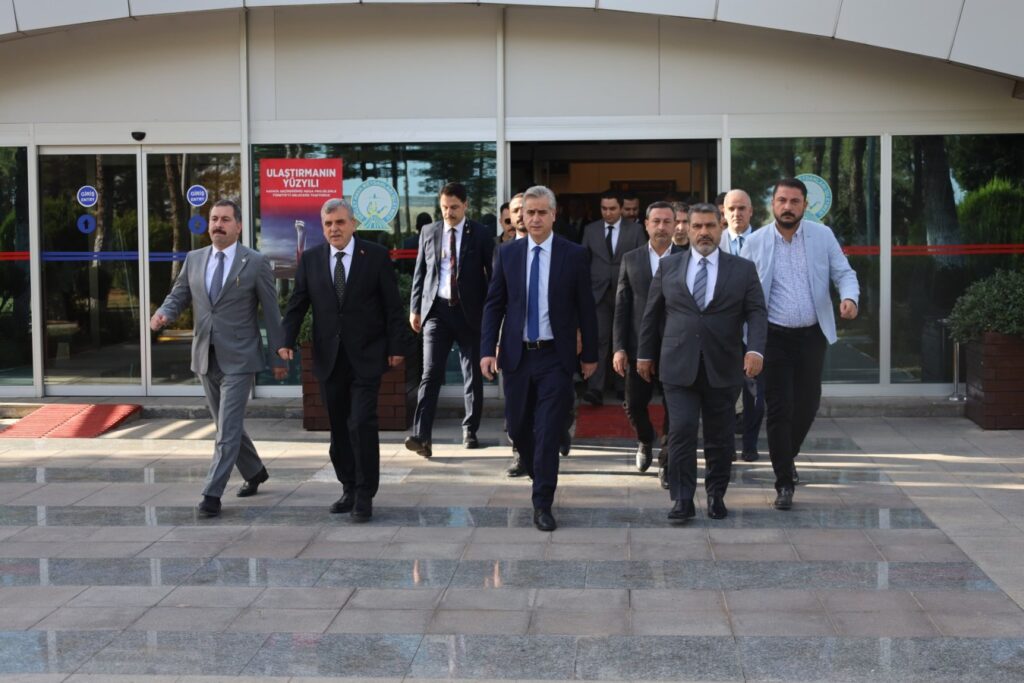 AK Parti Genel Başkan Yardımcısı Yalçın, Şanlıurfa’da temaslarda bulundu