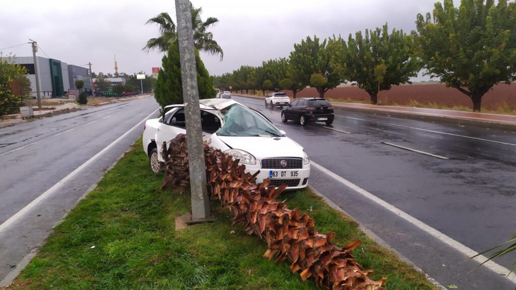 Şanlıurfa’da sağanak yağışta kaza: 4 yaralı