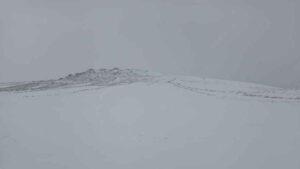 Siverek’te Karacadağ’a kar yağdı