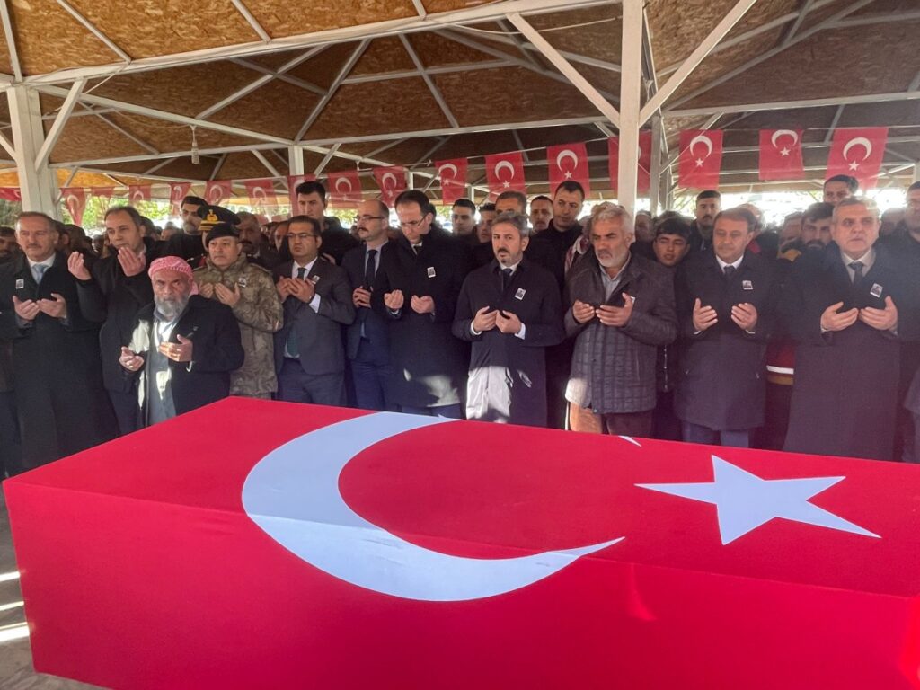 Şanlıurfalı şehit Fevzi Kızıltaş son yolculuğuna uğurlandı