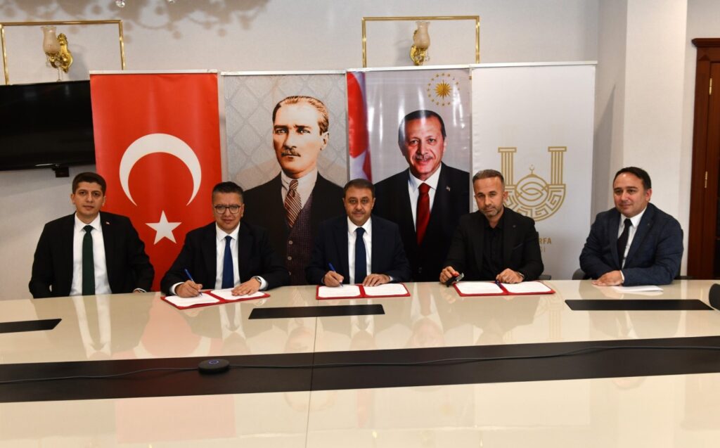 Halfeti’ye hazır giyim fabrikası geliyor