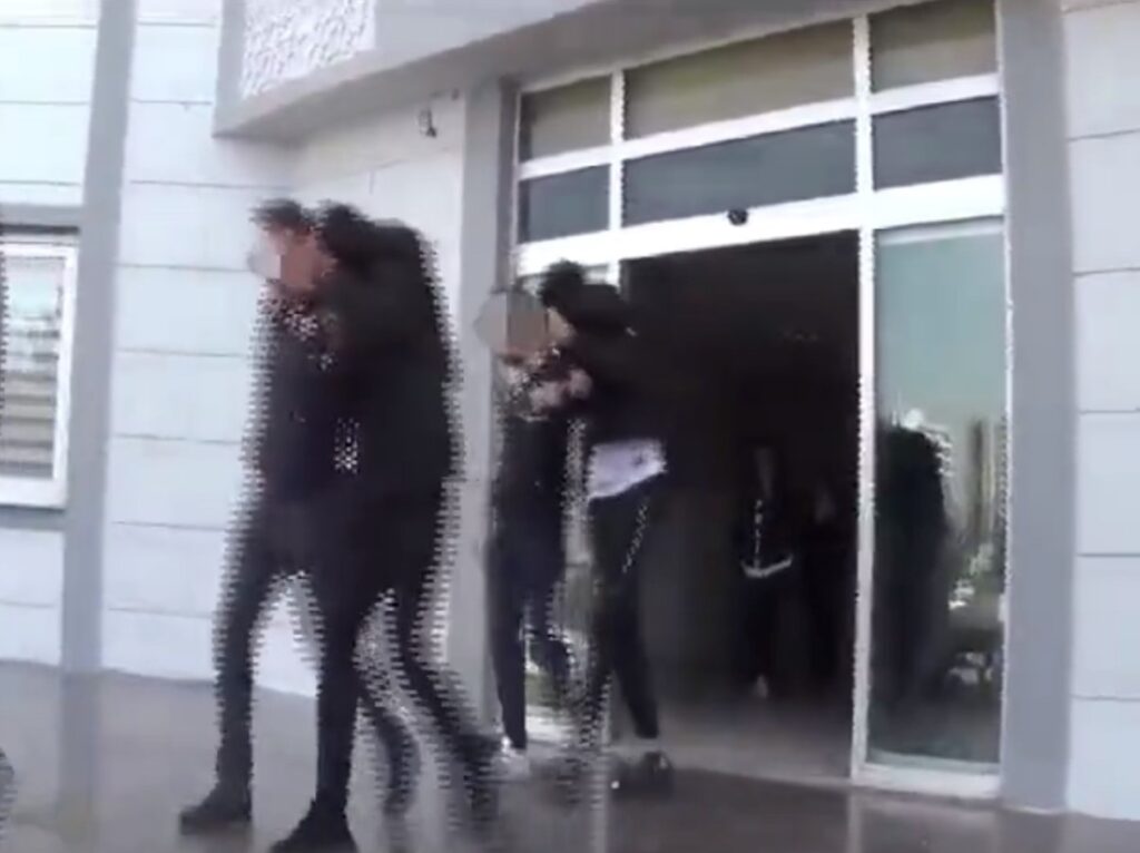 Şanlıurfa’da 72 kişiyi 830 bin TL dolandıran 2 kişi tutuklandı