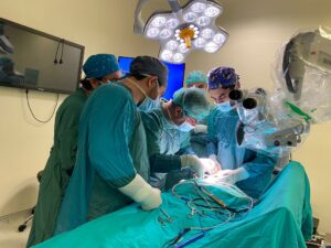 Minik hasta, Harran Üniversitesi Hastanesi’nde şifa buldu!