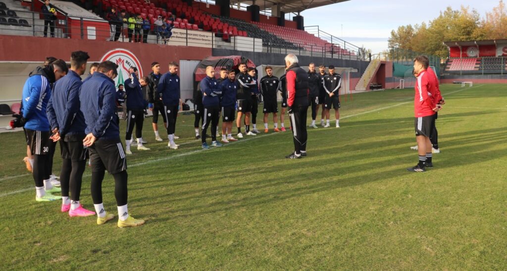 Karaköprü Belediyespor, Osmaniyespor maçı hazırlıklarına başladı