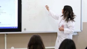 Millî Eğitim Bakanlığı, öğretmenlerin alan değişikliği talebini karşıladı